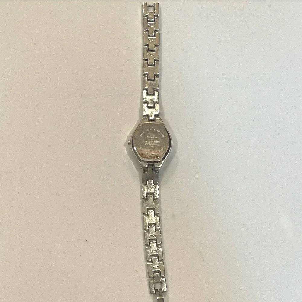 FMD Womens Pink Dial Silver Link Bracelet Watch FMDAW504 Vintage Untested
